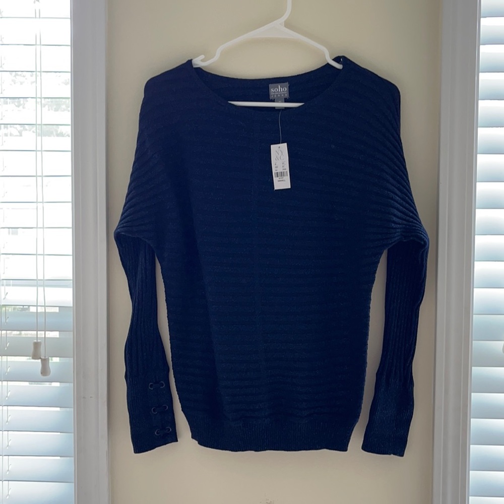 Brand new- New York & company sweater